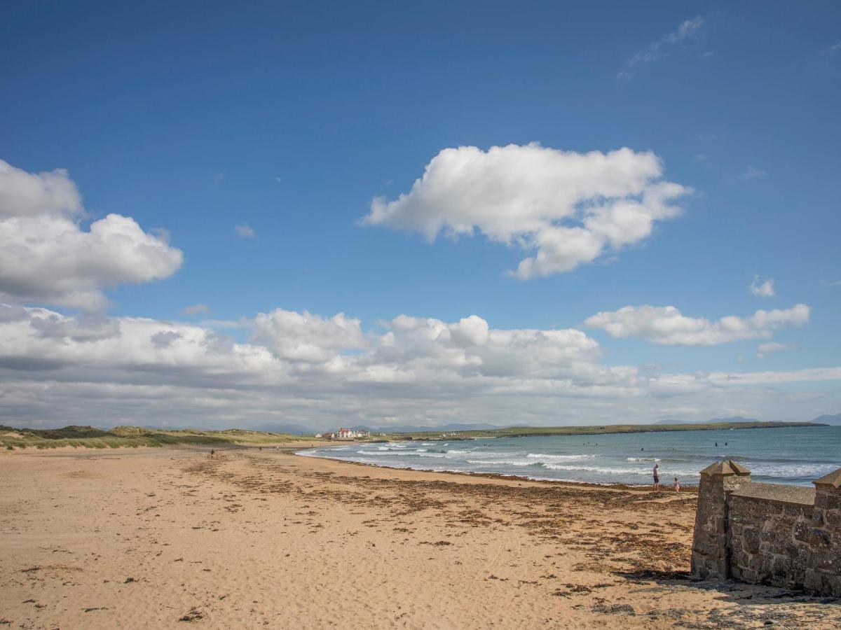 Holiday home Twyni Canol